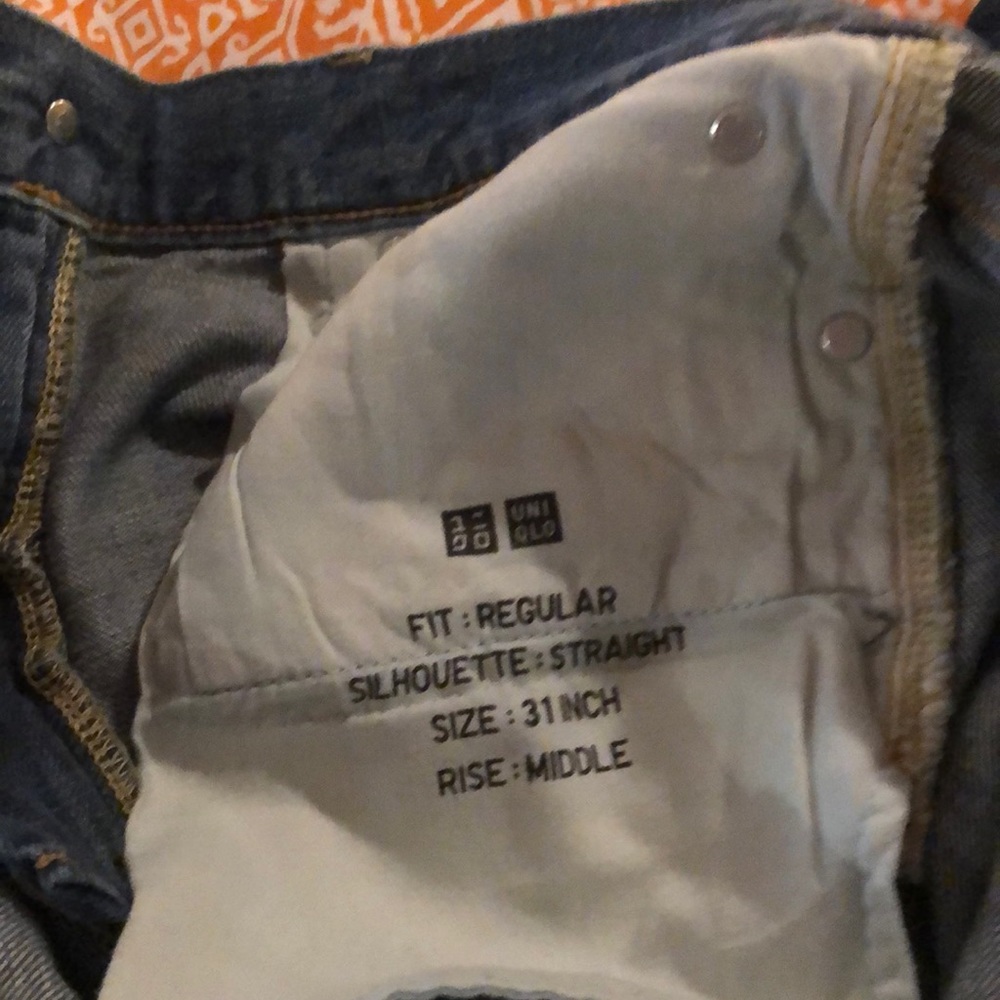 Uniqlo jean light wash like new